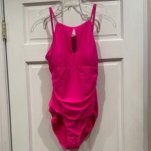 Ellen Tracy NWT Vibrant Pink Cactus Flower One-Piece Swimsuit
